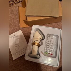 ⭐️Neck Genie⭐️